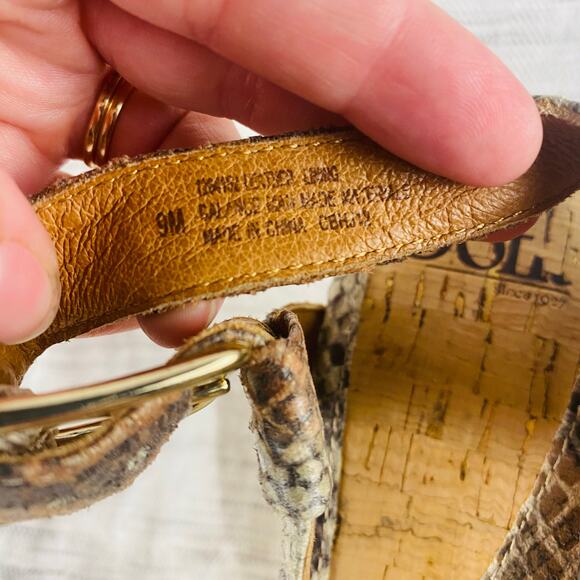 Sofft Leather‎ Snakeskin Wedge Espadrille T-Strap Sandal Size 9 - Picture 8 of 9